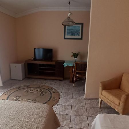 Hotel Independencia Екстериор снимка