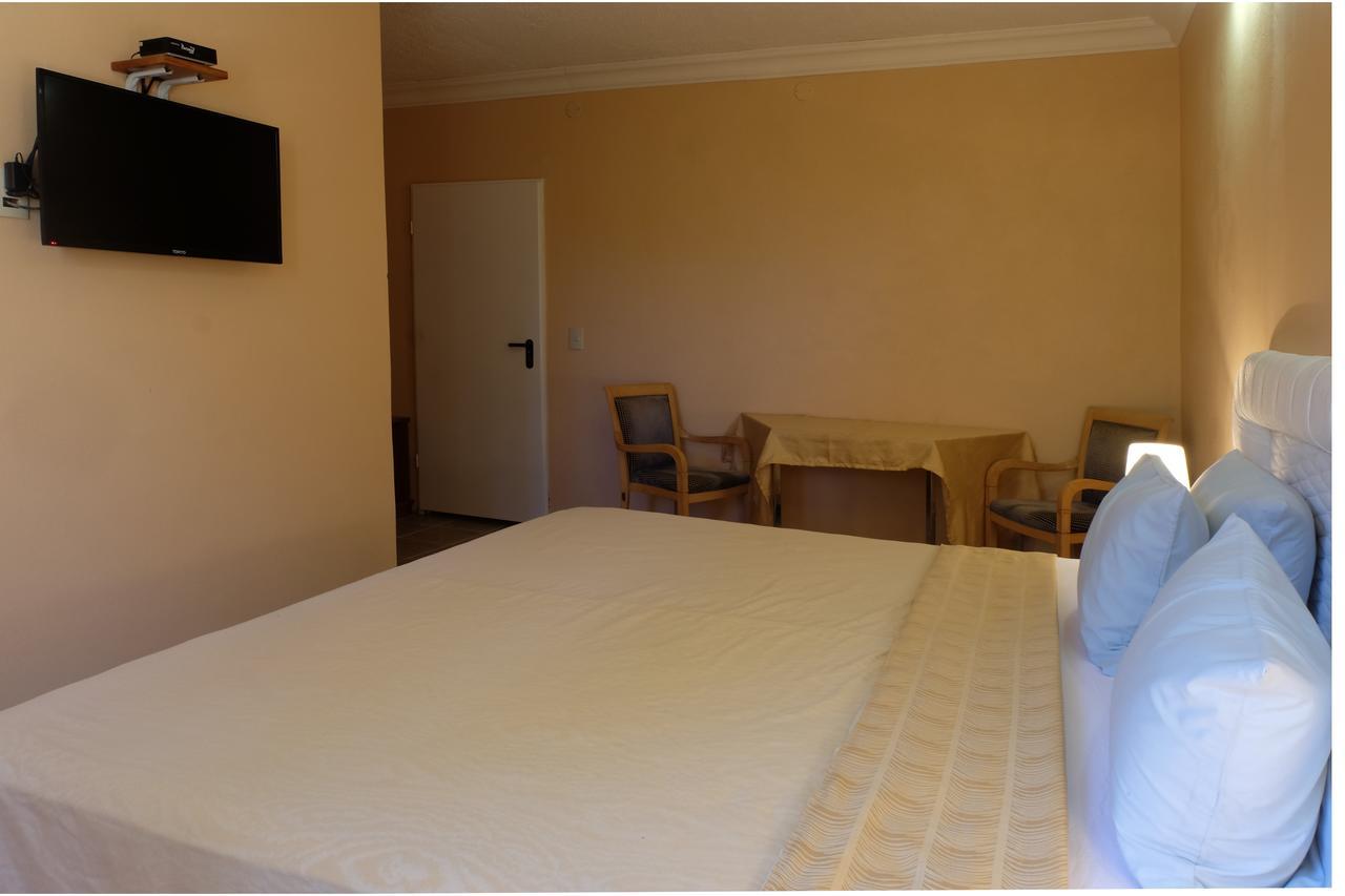 Hotel Independencia Екстериор снимка