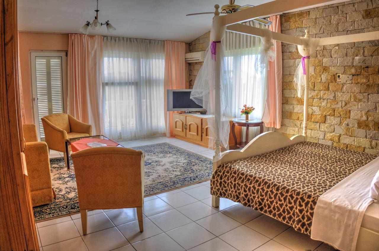Hotel Independencia Екстериор снимка