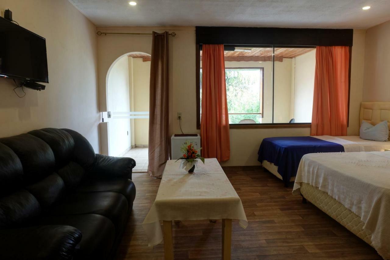 Hotel Independencia Екстериор снимка