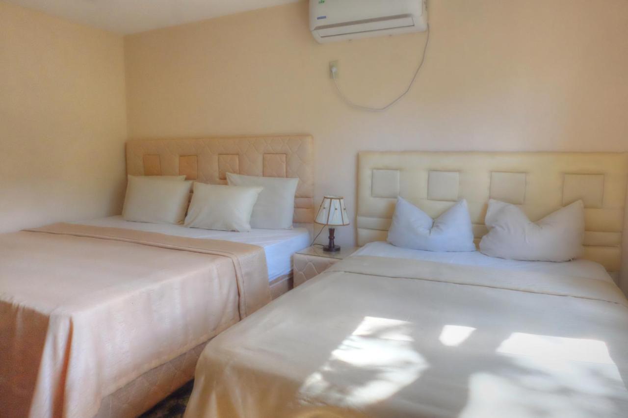 Hotel Independencia Екстериор снимка